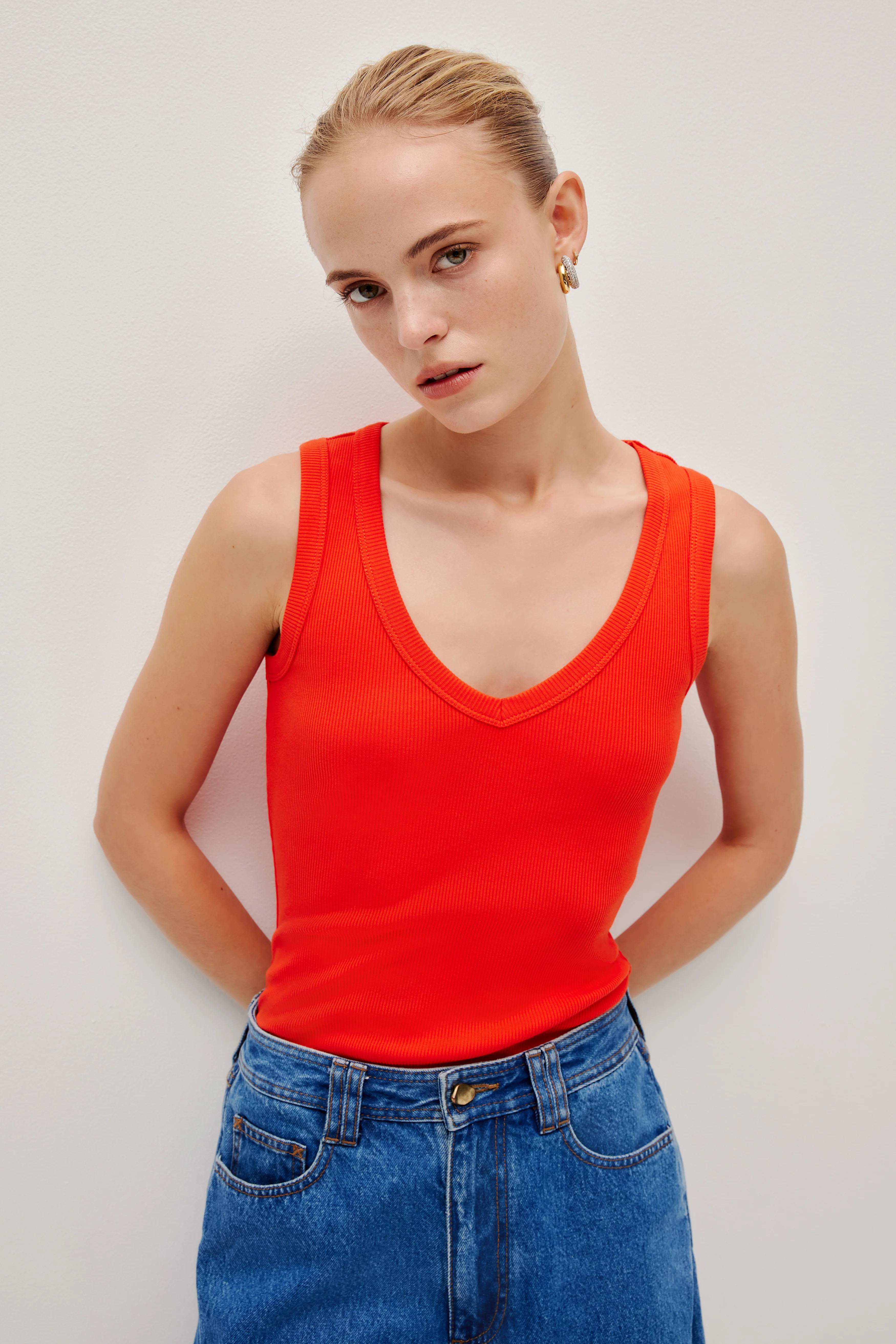 Monroe V-Neck Tank - Image 6