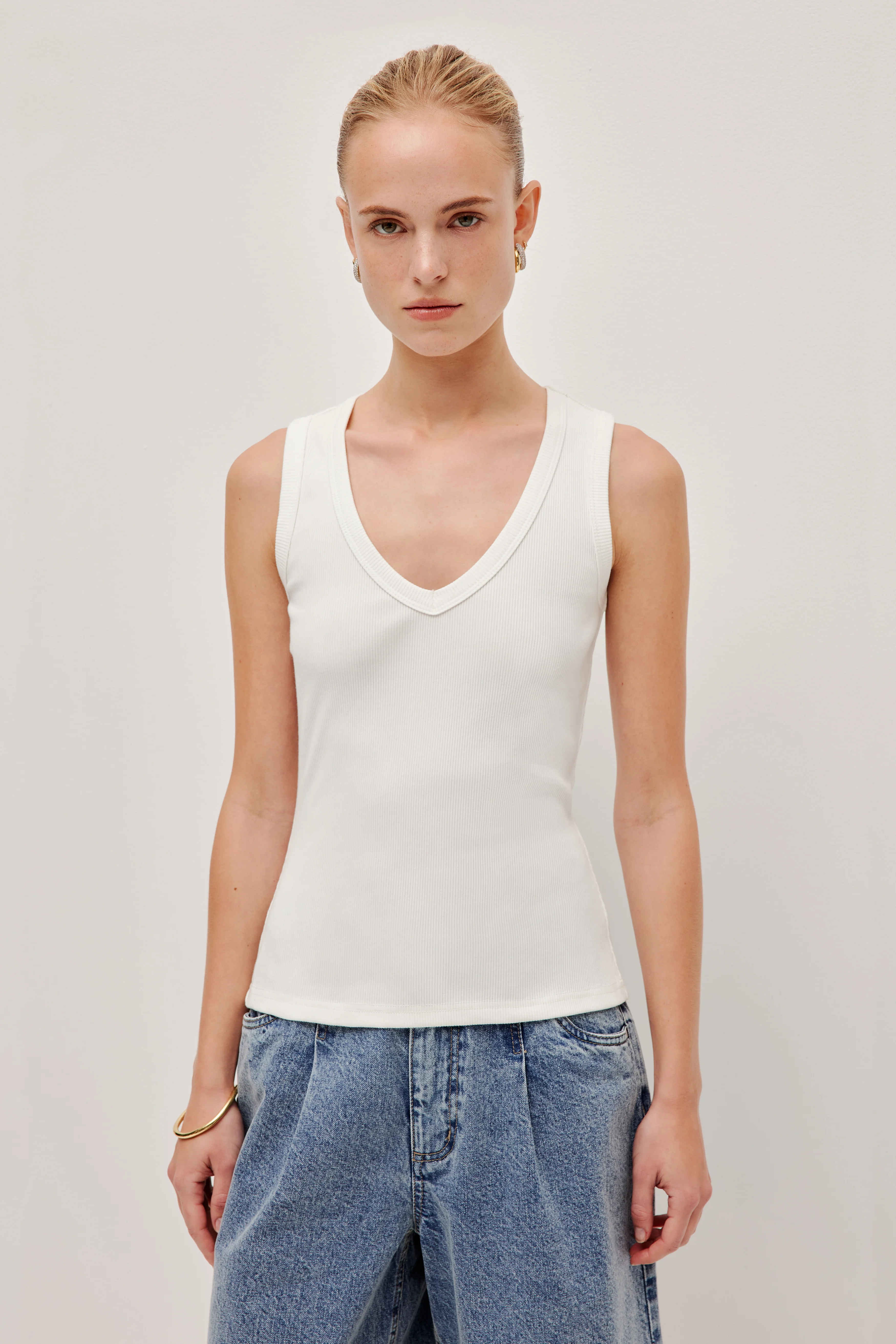 Monroe V-Neck Tank - Image 9