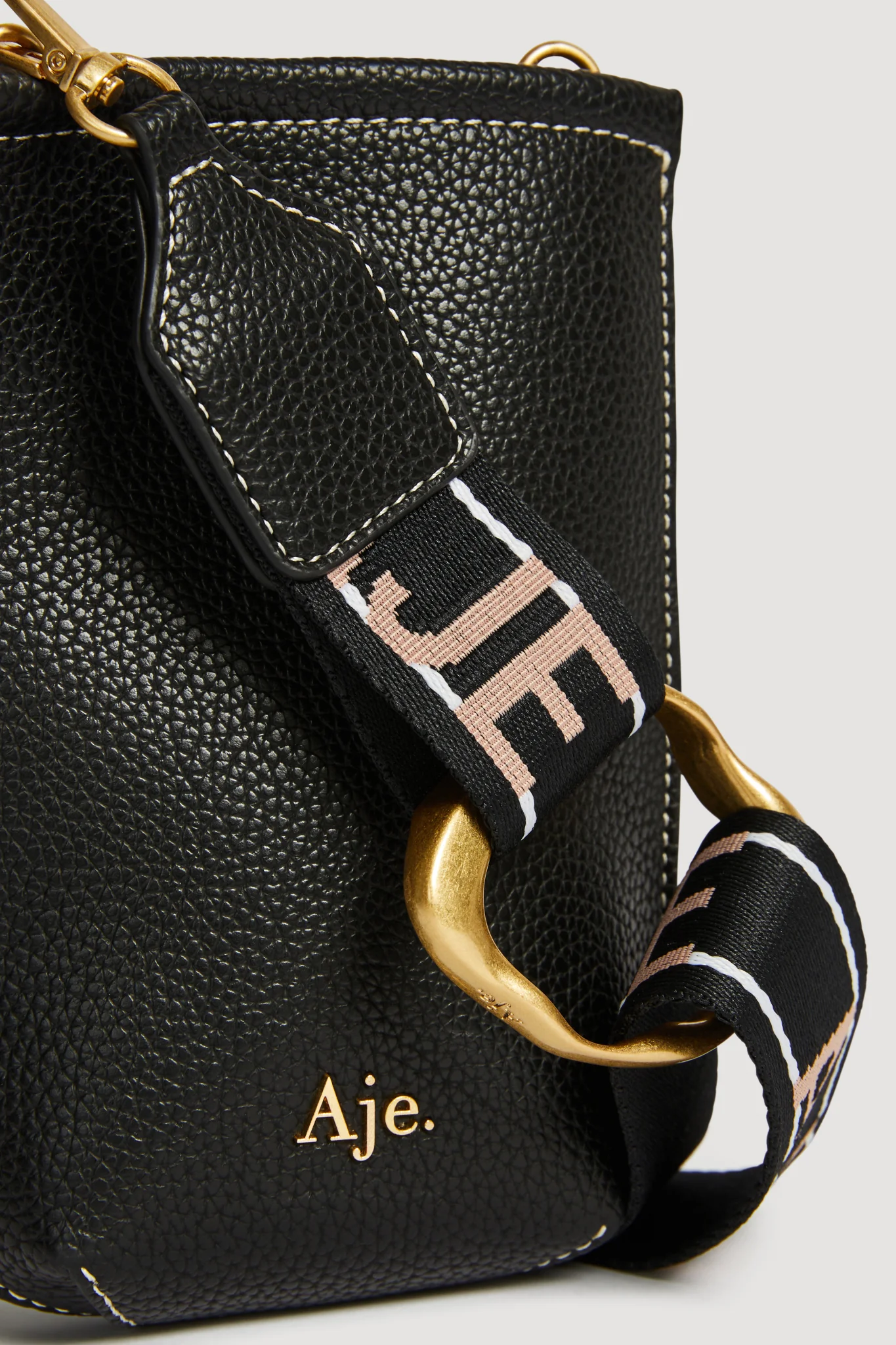 Nova Phone Crossbody - Image 3