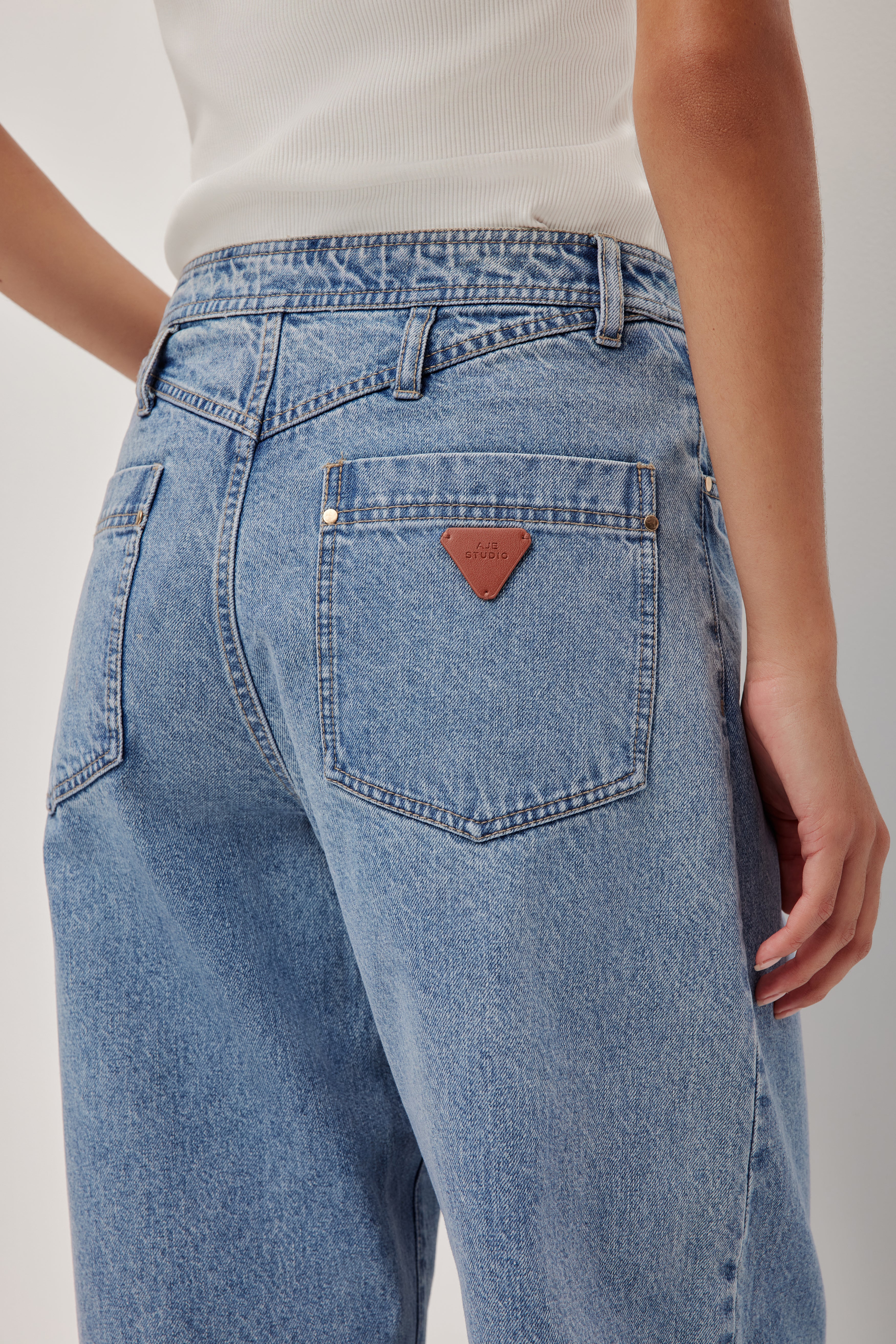 Tully Bubble Crop Jean - Image 4